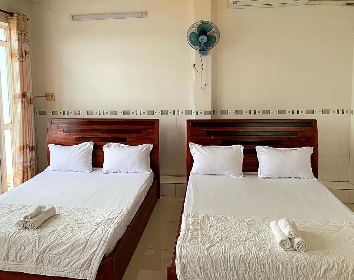 Ngoc May Guesthouse Chau Doc Exterior photo
