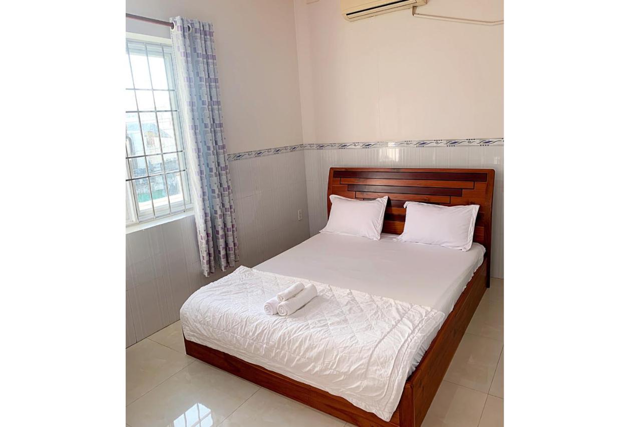 Ngoc May Guesthouse Chau Doc Exterior photo